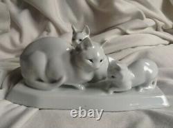 1930's Signed White Art Deco Zsolnay Porcelain Cat Family Kitten Cub Pet Old