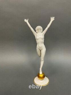 1940s Germany Hutschenreuther Beauty on the Gold Ball Porcelain Figurine 12