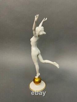 1940s Germany Hutschenreuther Beauty on the Gold Ball Porcelain Figurine 12
