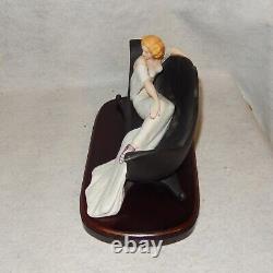 1984 Louis ICART Figurine Le Sofa Art Deco Porcelain Wood Base Limited Edition