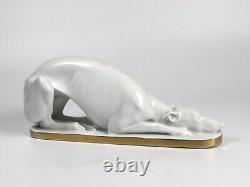 ART DECO GREYHOUND BY HUTSCHENREUTHER (Ref 387)