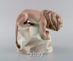 Amphora, Czechoslovakia. Hand-painted Art Deco porcelain figurine of lion