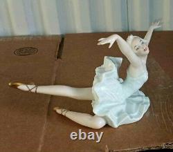 Antique German Wallendorf Porcelain Ballerine, The Swan Lake, 10 wide