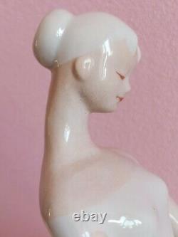 Antique USSR porcelain figurine BRIDE, DEBUT. 1960 Kiev