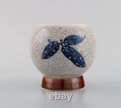 Art Deco Bing & Grøndahl vase in hand-painted crackle porcelain. 1920s