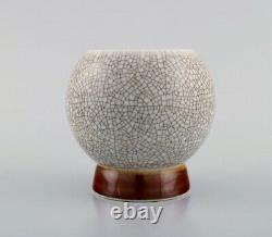 Art Deco Bing & Grøndahl vase in hand-painted crackle porcelain. 1920s