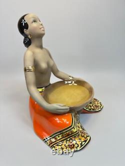 Art Deco C. I. A. Manna Torino Porcelain Figurines Exotic African Smiley Girl Tray