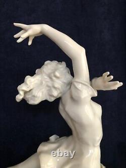 Art Deco Hutschenreuther Karl Tutter Porcelain THE FINALE Dancer Figure