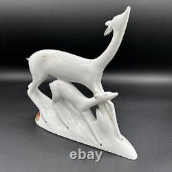 Art Deco Italian Ceramic Deer with Fawn Sculpture White and Gold, Firenze