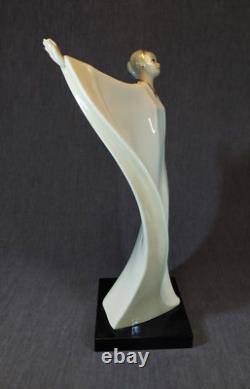 Art Deco Style Porcelain Lady in Gown by Tengra in Spain