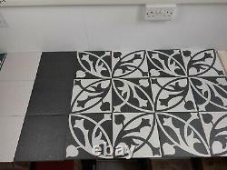 Black & white entryway hallway stylish art deco pattern matt porcelain tiles 5m2