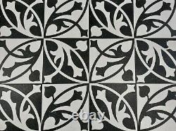 Black & white entryway hallway stylish art deco pattern matt porcelain tiles 5m2