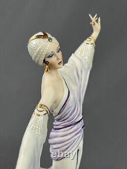 Capodimonte Sandro Maggioni Porcelain Art Deco Fashion Figurine Mode Liberty