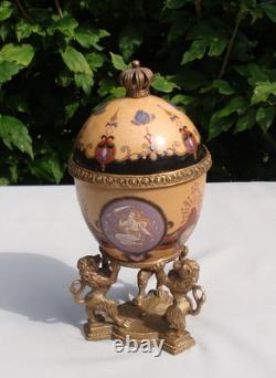Centerpiece Urn Lion Art Deco Style Art Nouveau Style Porcelain Bronze