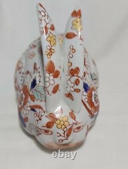 Collectable China Early 20TH century hand painted porcelain Rabbit Marked
