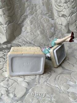 Exceptionnal Porcelain Box/half Doll Related/demi-figurine/art Deco/fasold