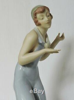 Figurine Art Deco En Porcelaine Royal Dux By Schaff Balance 1930