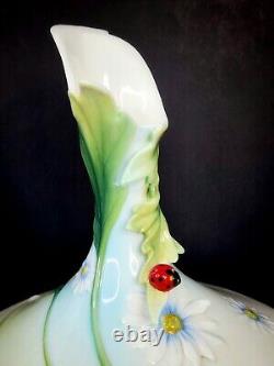 Frantz Porcelain Ladybug Dasies Vase Handpainted Art Deco Retired FZ00468 9.5