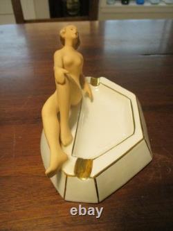GEROLD PORZELLAN BAVARIA 20th Century German Porcelain Art Deco Ashtray 1930's