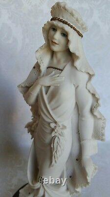 GIUSEPPE ARMANI FLORENCE PORCELAIN Bride with Flower Vase ART DECO BRIDE #0489F