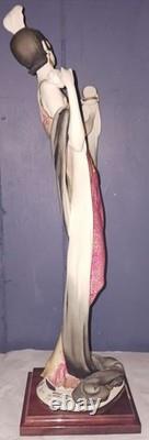 GIUSEPPE ARMANI Sculpture LADY with POWDER PUFF Ltd Ed. 4694/5000 with COA 19