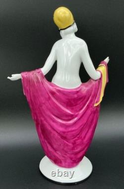 Galluba And Hofmann Porcelain Art Deco Statue. Damage to left hand