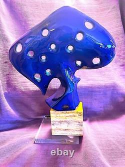 Galos Portugal Gorgeous Blue Art Deco Porcelain Sculpture On Stone & Lucite Base