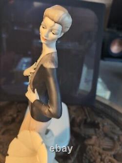 Giu Armani Etrusca Arte 1990 Lady with Gramophone Figurine Signed