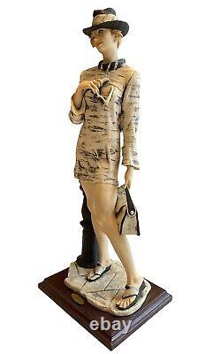 Giuseppe Armani Figurine SUMMER STROLL Limited Edition #12/5000 Singed MINT