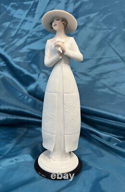 Giuseppe Armani Florence Capodimonte Art Deco Porcelain Figure Celia 2017F