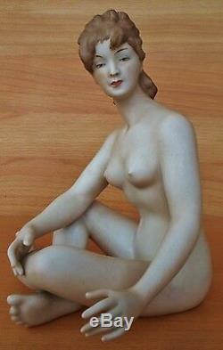 Gorgeous Rare Art Deco Wallendorf Sitting Lady Nude Porcelain Figurine Germany