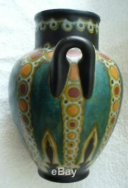 Gouda art deco pottery vase Henley pattern Holland ca 1923