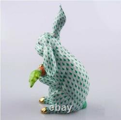 HEREND Hungary Porcelain LARGE BUNNY WITH CARROT (VHV)15097 Green FISHNET New