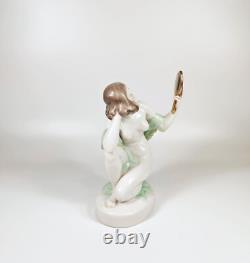 HEREND, LADY VANITY ART DECO ANTIQUE PORCELAIN FIGURINE 1940's! (BT002)