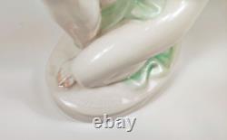 HEREND, LADY VANITY ART DECO ANTIQUE PORCELAIN FIGURINE 1940's! (BT002)