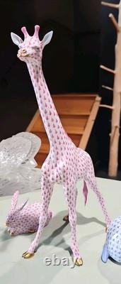 HEREND Large Pink Fishnet Giraffe #15357 Excellent Condition No Box Estate
