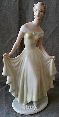 HUTSCHENREUTHER Art Deco GERMANY PORCELAIN FIGURINE First Ball Claire Weiss