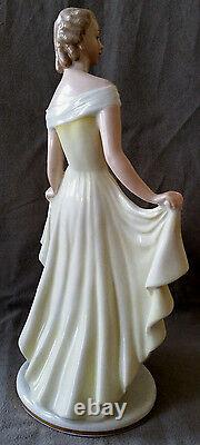 HUTSCHENREUTHER Art Deco GERMANY PORCELAIN FIGURINE First Ball Claire Weiss