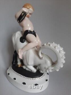 Hertwig Katzhutte Art Deco porcelain figurine. Germany