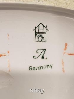 Katzhutte Art Deco Porcelain Figurine Dancing Couple C. 1930's Goldscheider Era Katzhutte Art Deco Porcelain Figurine Dancing Couple C. 1930's Goldscheider Era