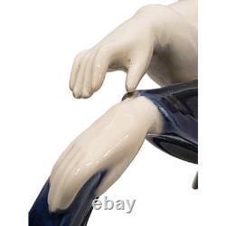 Katzhutte Art Deco Porcelain Figurine Dancing Couple C. 1930's Goldscheider Era Katzhutte Art Deco Porcelain Figurine Dancing Couple C. 1930's Goldscheider Era