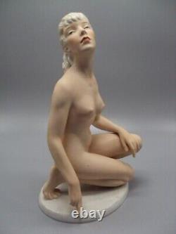 Kurt Steiner Art Deco Naked Nude Woman Girl Lady German porcelain figurine 4618