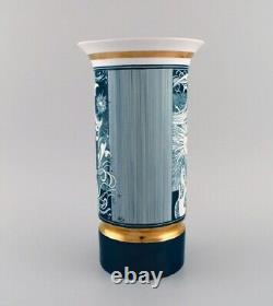 Large Hollóháza porcelain vase. Art Deco motifs and gold border. Mid 20th-C