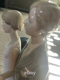 Lladro #1430 High Society Retired Lladro Excellent Condition