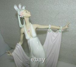 Lladro Grand Dame Dama Solemne Art Deco Elegant Lady Figurine 1568 Excellent A+