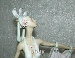 Lladro Grand Dame Dama Solemne Art Deco Elegant Lady Figurine 1568 Excellent A+