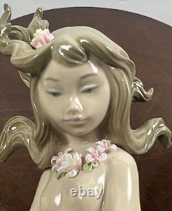 Lladro Mirage Mermaid Holding Pearl in Shell Figurine #1415 Glossy Cracked