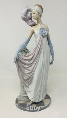 Lladro Porcelain Figurine #5283 Charleston Socialite 1920s Art Deco, Mint