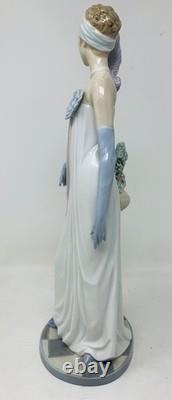 Lladro Porcelain Figurine #5283 Charleston Socialite 1920s Art Deco, Mint