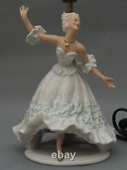 Lovely vintage Schaubach Kunst Wallendorf Germany porcelain figurine Lamp